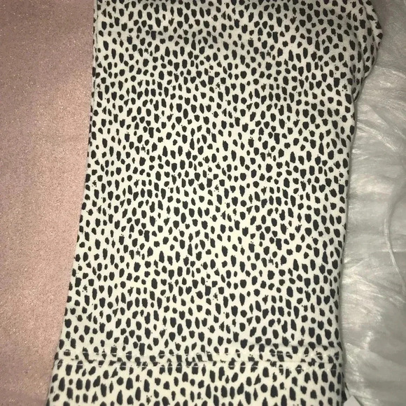 COPY - LOT OF 2 OLD NAVY LEGGINGS SIZE 3T NWT - Picture 2 of 6
